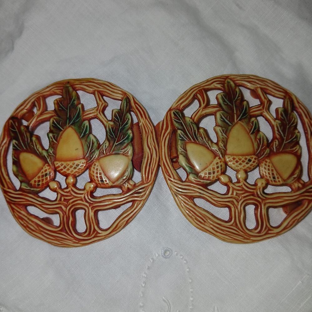 VINTAGE Belt Buckle Set Netsuke Style Resin/hard Plastic